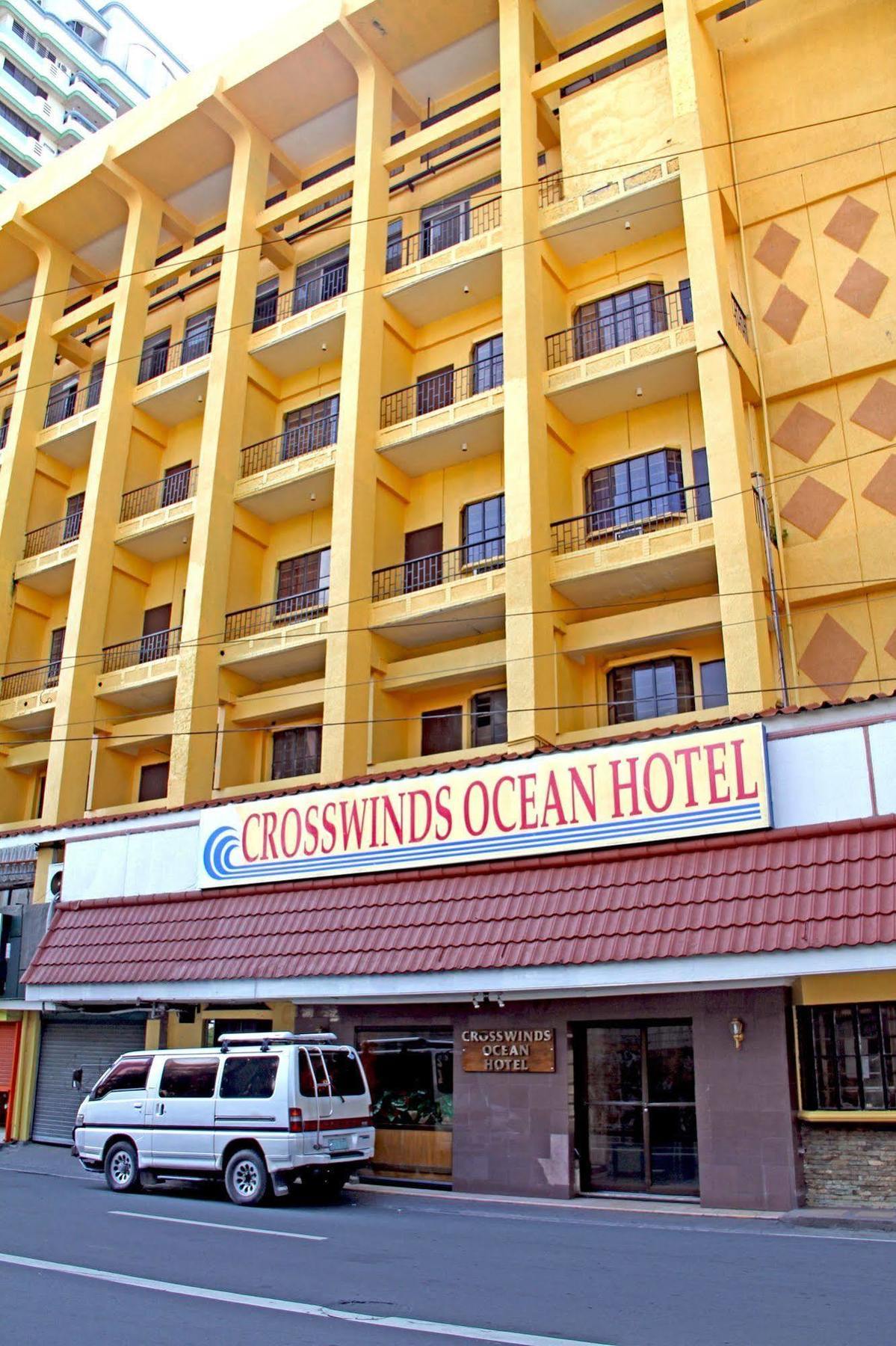 Crosswinds Ocean Hotel Paranaque City Buitenkant foto